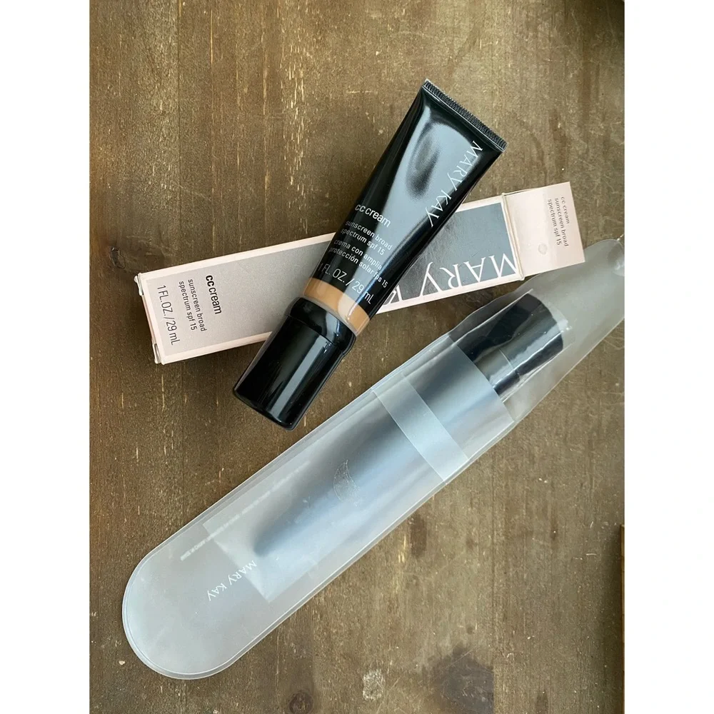 Mary Kay | CC Cream & Foundation Brush